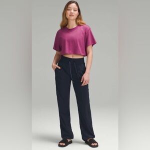 Lululemon Cropped Tee Pink size 8?